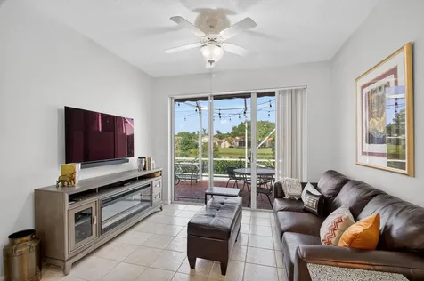 10853 Royal Caribbean Circle Boynton Beach FL 33437