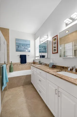 10853 Royal Caribbean Circle Boynton Beach FL 33437