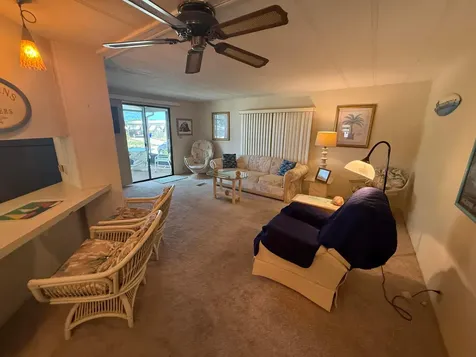 7818 SE Continental Drive Hobe Sound FL 33455