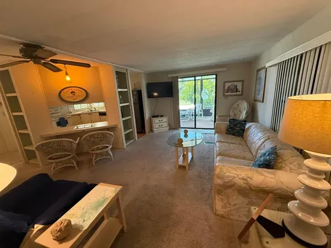 7818 SE Continental Drive Hobe Sound FL 33455