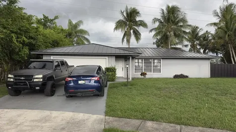 323 Canterbury Drive W Riviera Beach FL 33407