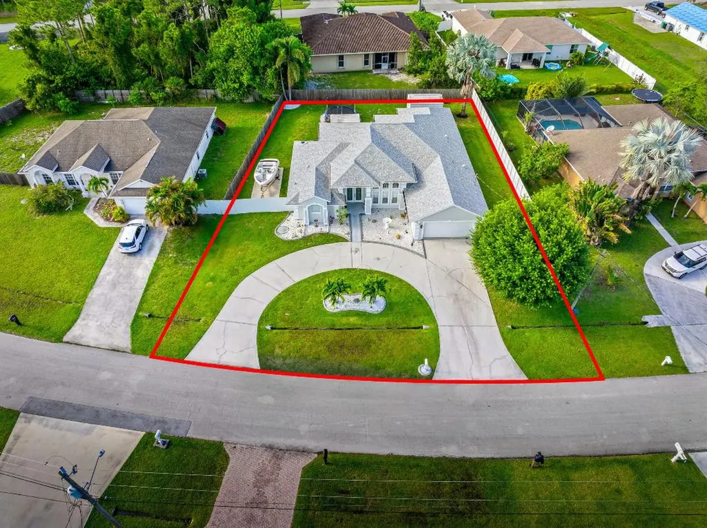 5918 NW Hann Drive Port St Lucie FL 34986