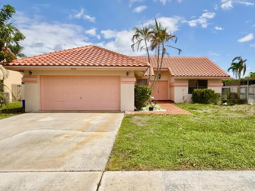 5825 Laurel Green Circle Boynton Beach FL 33437