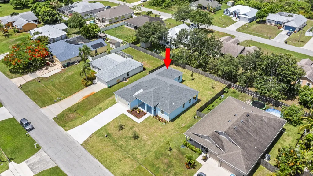 3257 SE West Snow Road Port St Lucie FL 34984