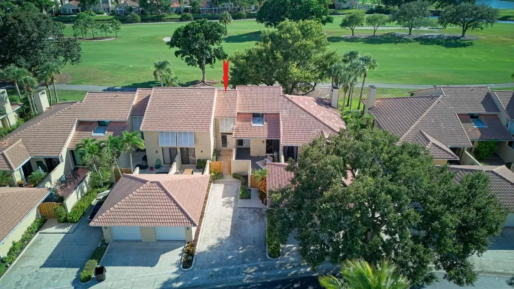 293 Old Meadow Way N Palm Beach Gardens FL 33418