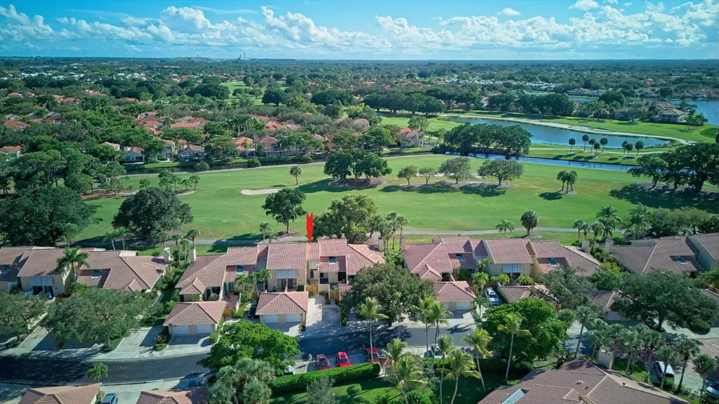 293 Old Meadow Way N Palm Beach Gardens FL 33418