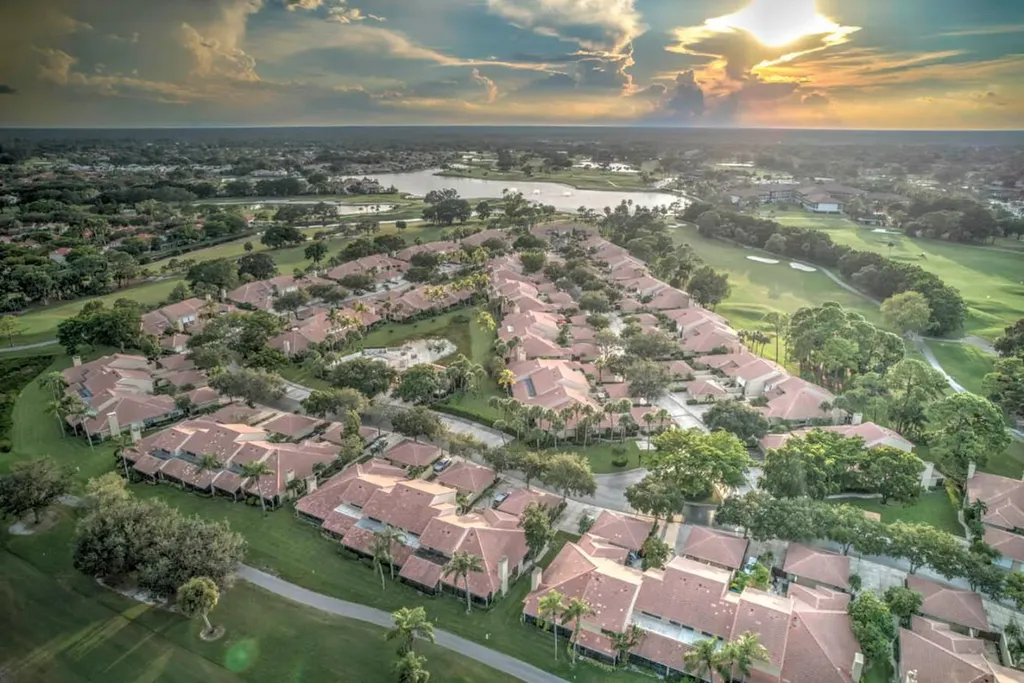 293 Old Meadow Way N Palm Beach Gardens FL 33418