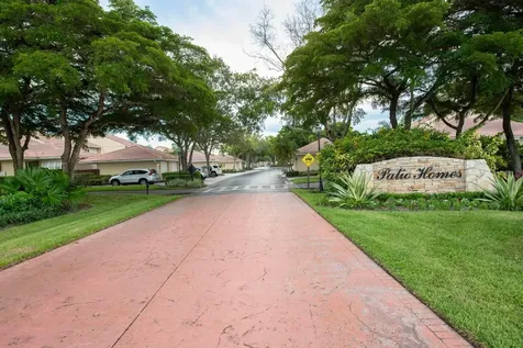 293 Old Meadow Way N Palm Beach Gardens FL 33418