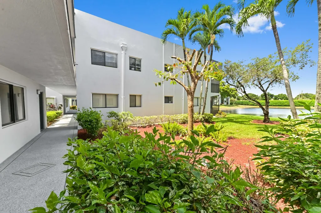 15054 Ashland Way Delray Beach FL 33484