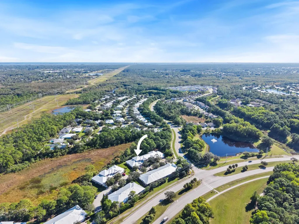 624 NE Bent Paddle Lane Port St Lucie FL 34983