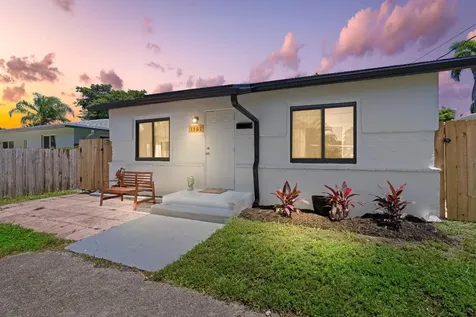 1561 NE 33rd Street Oakland Park FL 33334