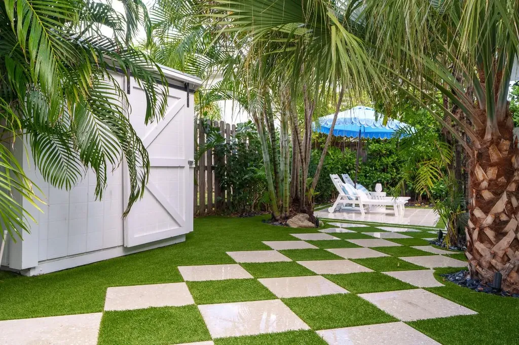 7 Fayette Drive Ocean Ridge FL 33435