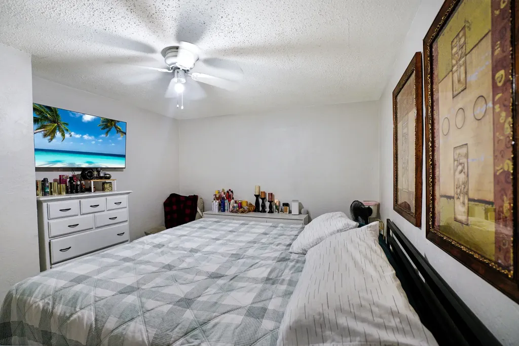 1395 SW 46 Th Avenue Fort Lauderdale FL 33317