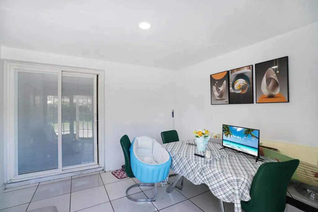 1395 SW 46 Th Avenue Fort Lauderdale FL 33317