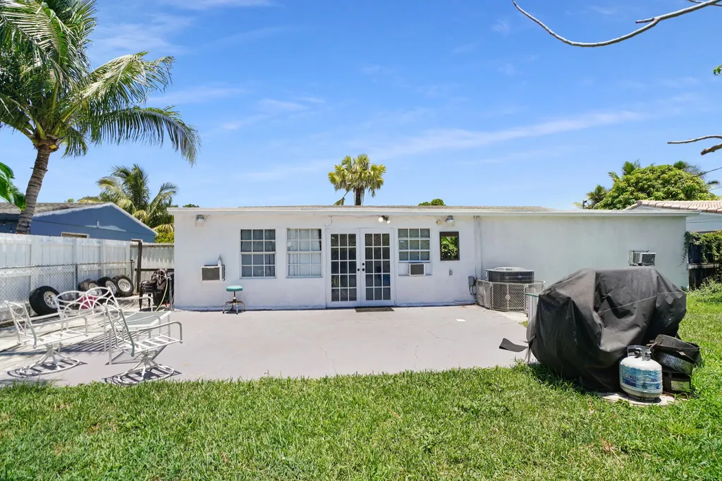 1395 SW 46 Th Avenue Fort Lauderdale FL 33317