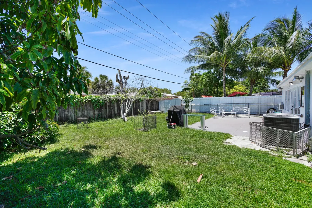 1395 SW 46 Th Avenue Fort Lauderdale FL 33317