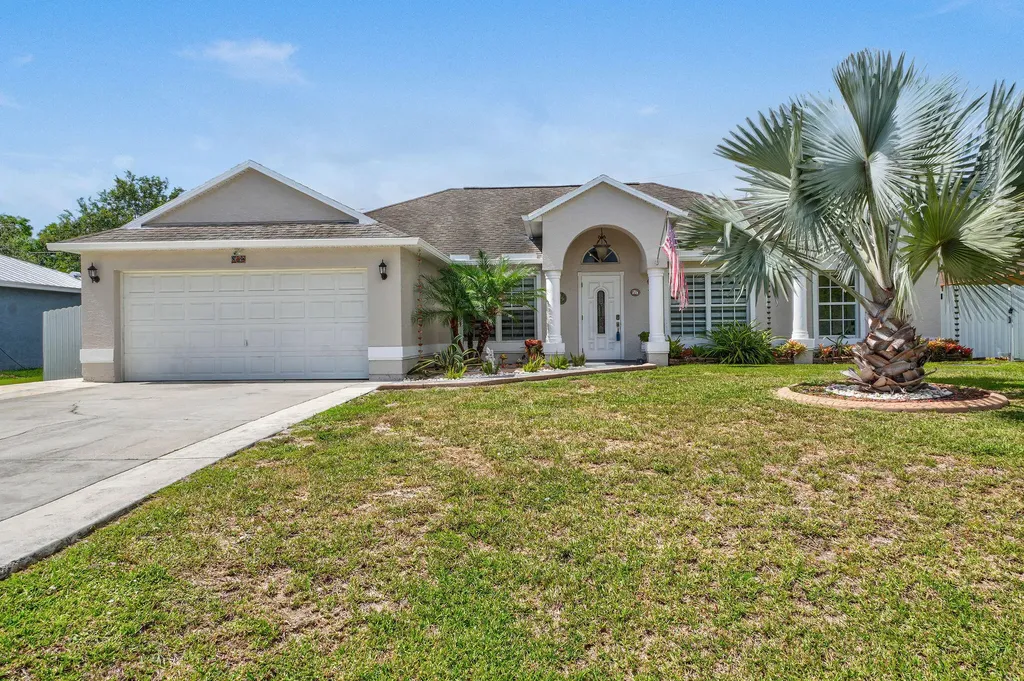 850 SW Tulip Boulevard Port St Lucie FL 34953
