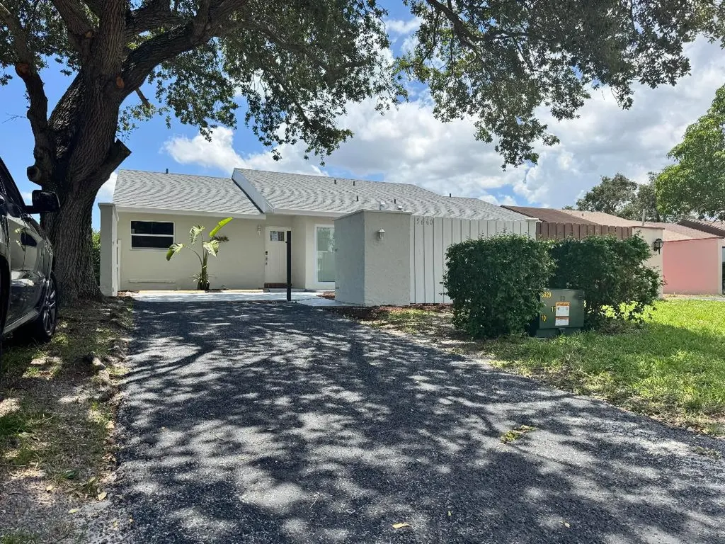 5660 Biscayne Drive Greenacres FL 33463