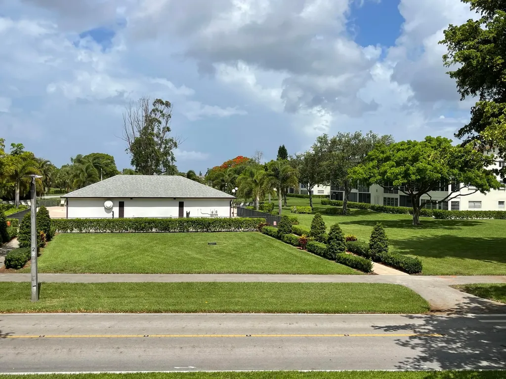 27 Mansfield A Boca Raton FL 33434