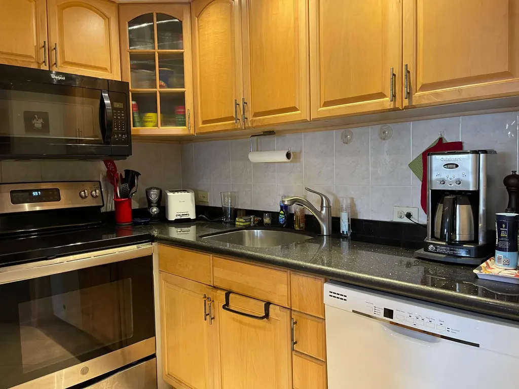 27 Mansfield A Boca Raton FL 33434