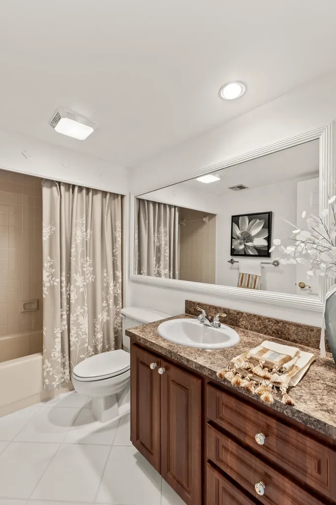 6073 Balboa Circle Boca Raton FL 33433