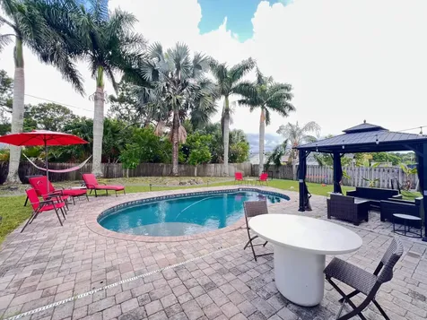 970 SW Versailles Avenue Port St Lucie FL 34953