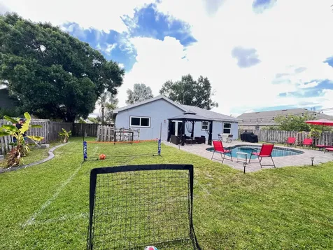 970 SW Versailles Avenue Port St Lucie FL 34953