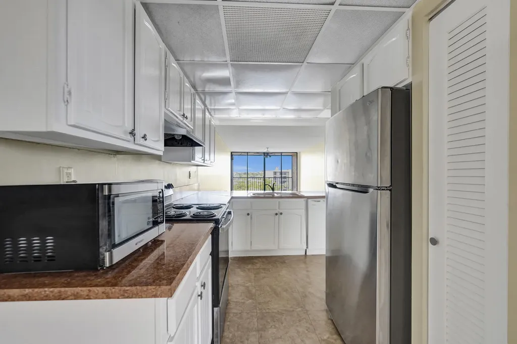 12 Royal Palm Way Boca Raton FL 33432