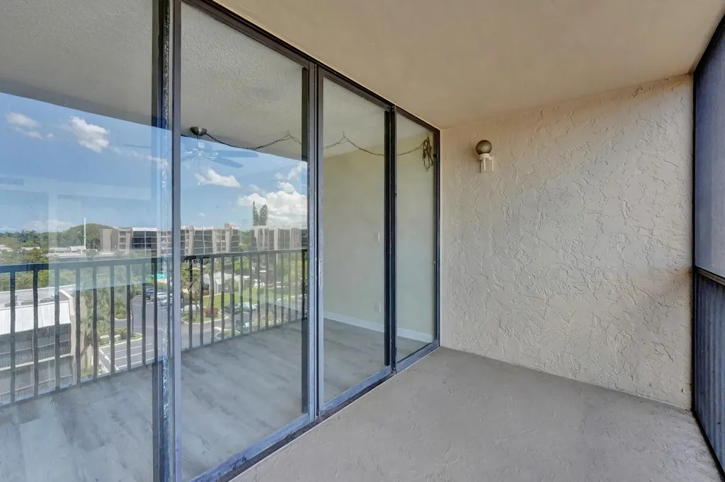 12 Royal Palm Way Boca Raton FL 33432