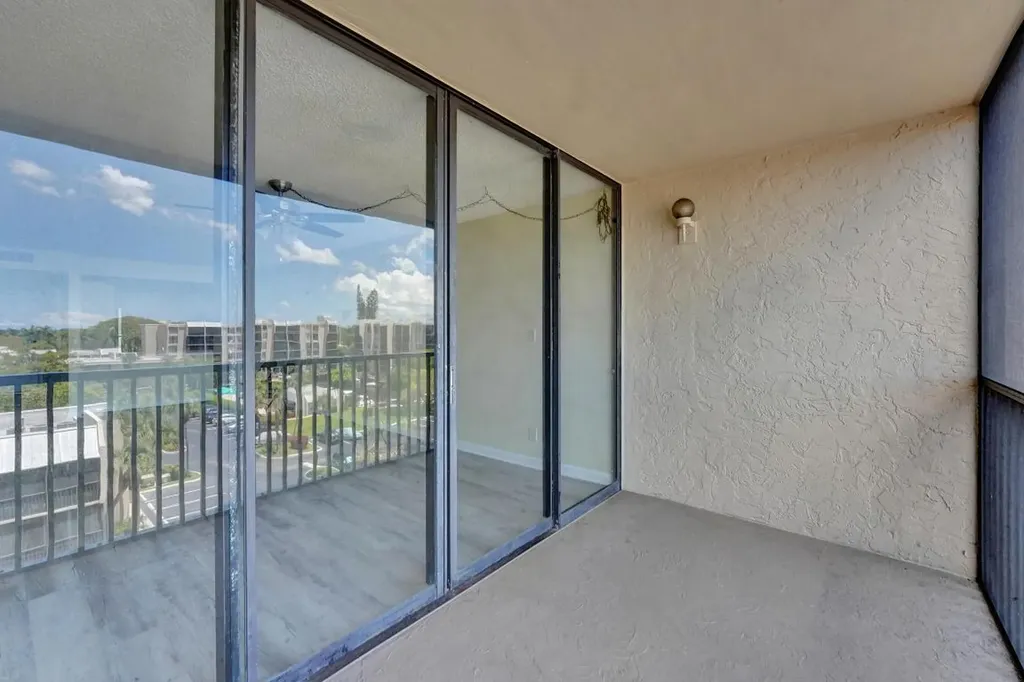 12 Royal Palm Way Boca Raton FL 33432