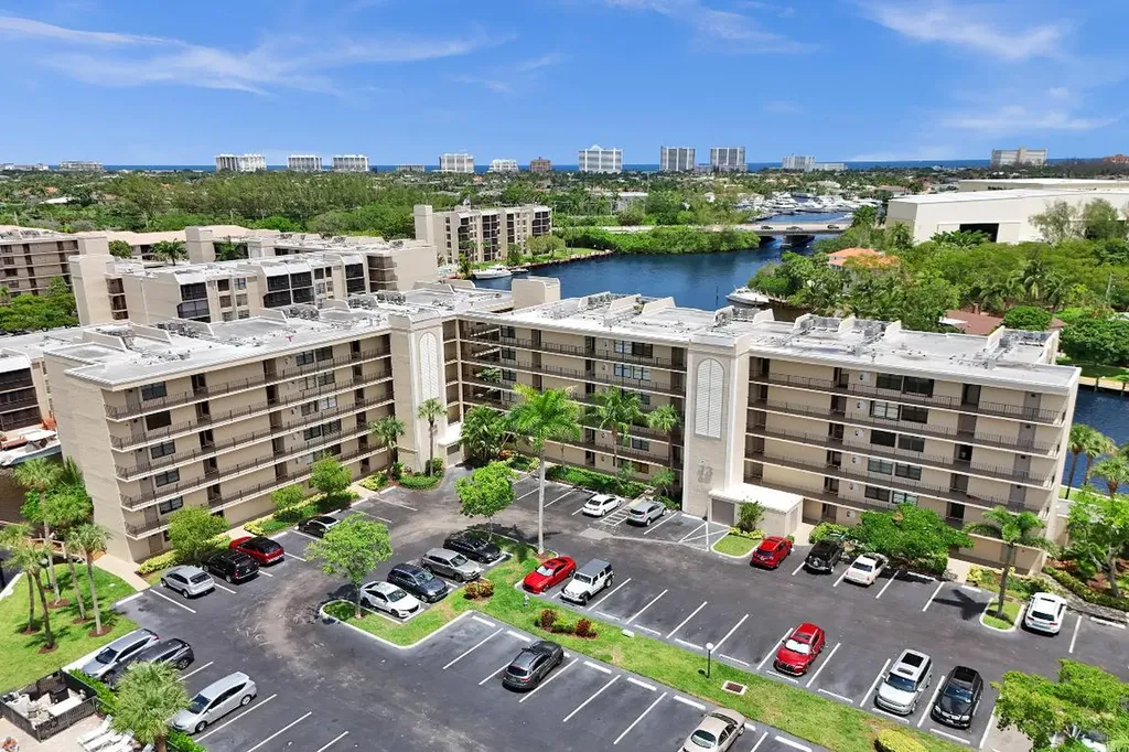 12 Royal Palm Way Boca Raton FL 33432