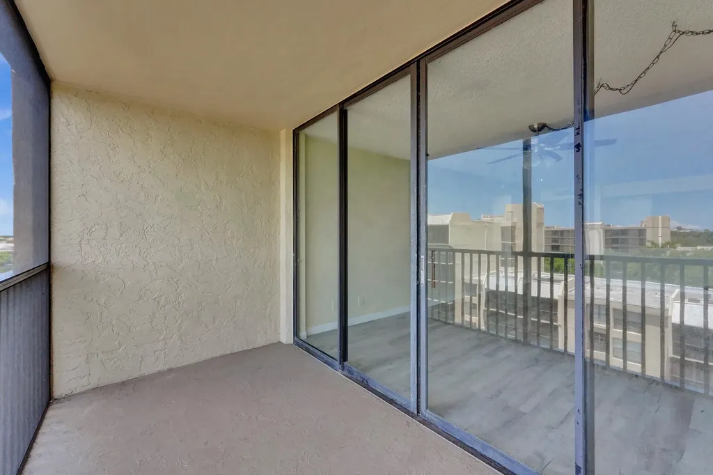 12 Royal Palm Way Boca Raton FL 33432