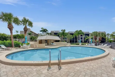 12 Royal Palm Way Boca Raton FL 33432