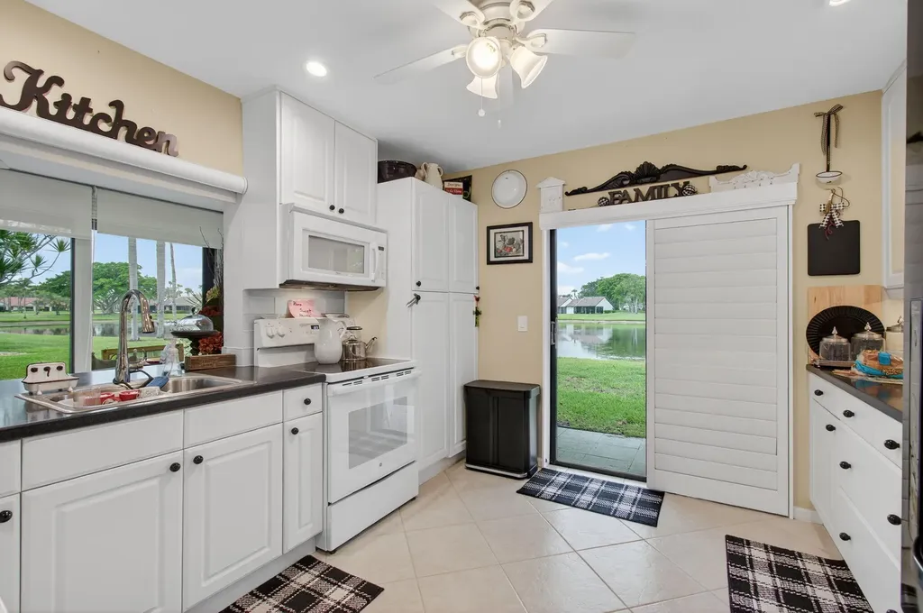5707 Parkwalk Circle E Boynton Beach FL 33472