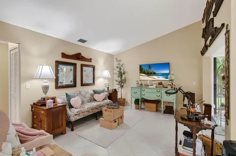 5707 Parkwalk Circle E Boynton Beach FL 33472