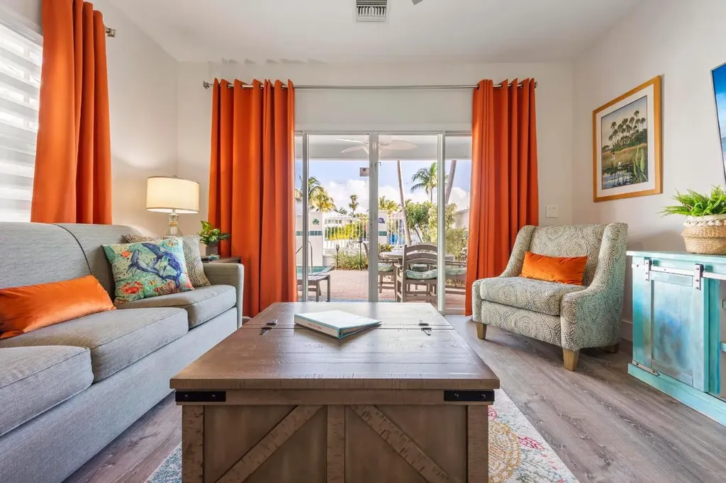 7031 Harbor Village Drive Duck Key FL 33050