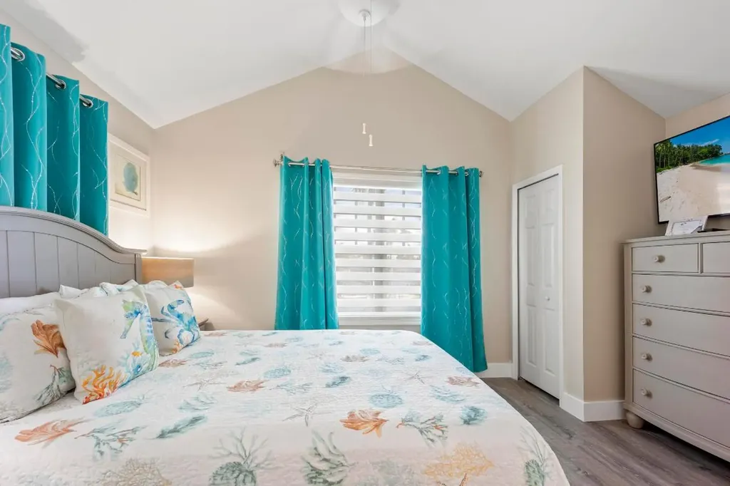 7031 Harbor Village Drive Duck Key FL 33050