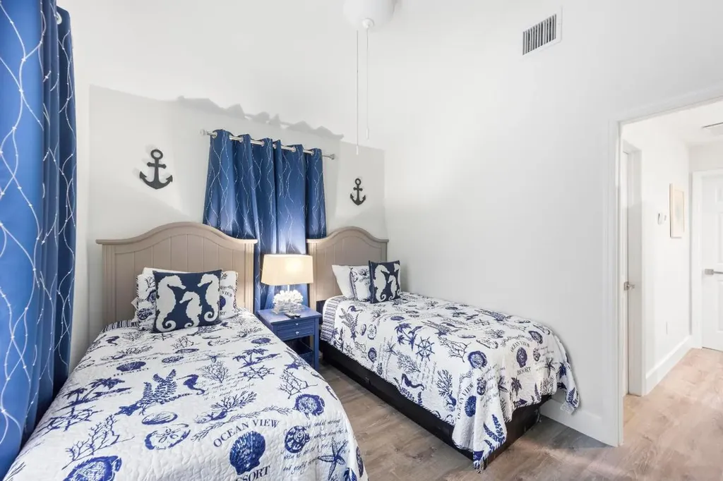 7031 Harbor Village Drive Duck Key FL 33050