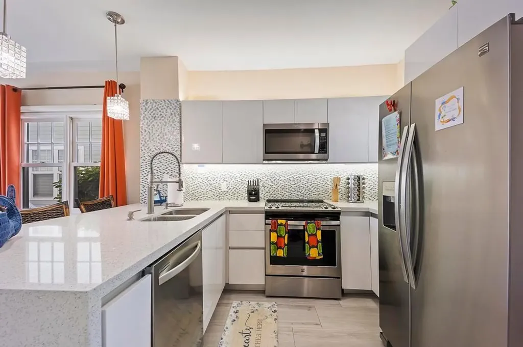 7031 Harbor Village Drive Duck Key FL 33050