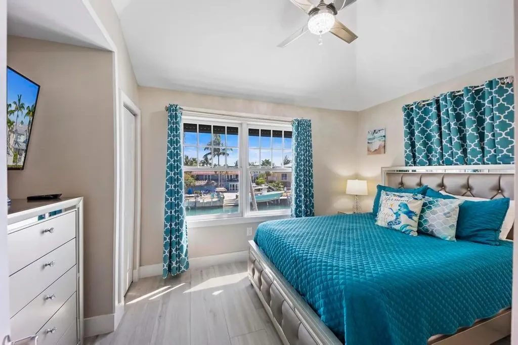 7031 Harbor Village Drive Duck Key FL 33050