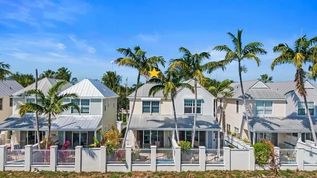 7031 Harbor Village Drive Duck Key FL 33050