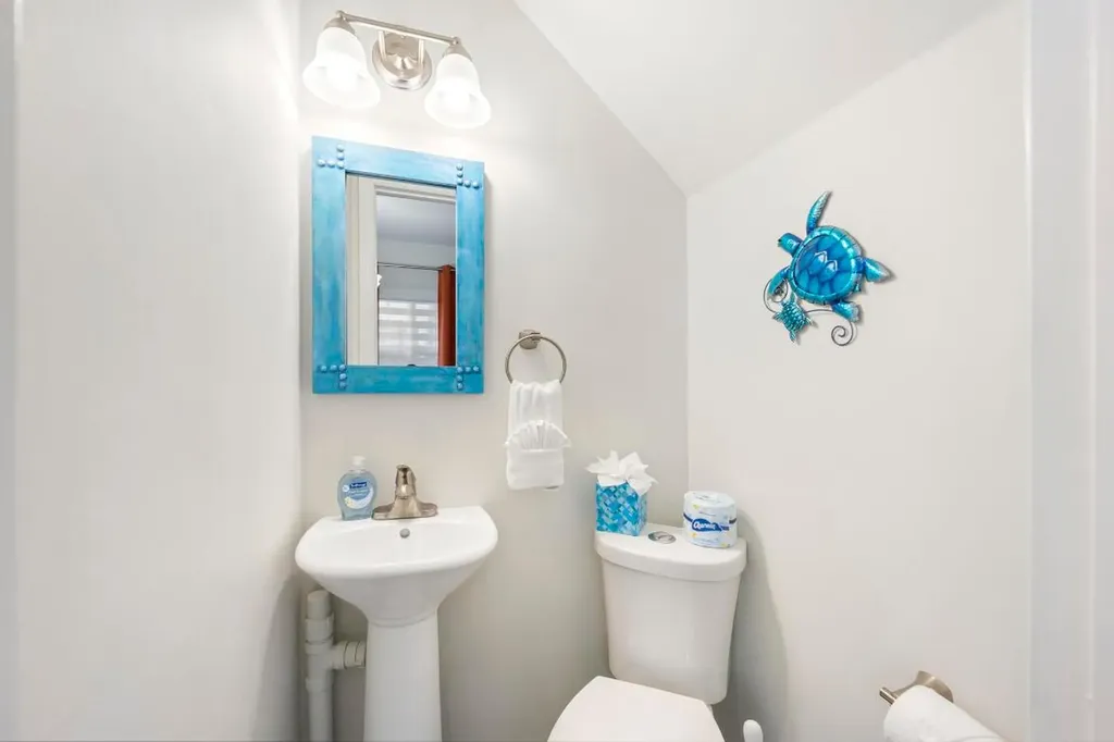 7031 Harbor Village Drive Duck Key FL 33050