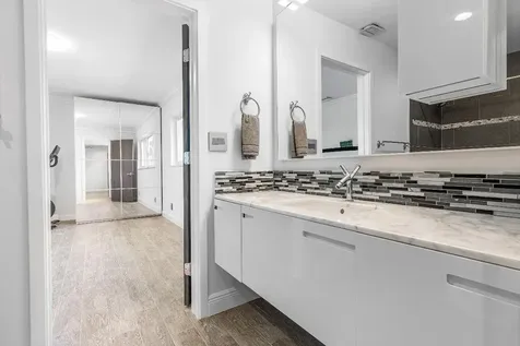 960 SW 18th Street Boca Raton FL 33486