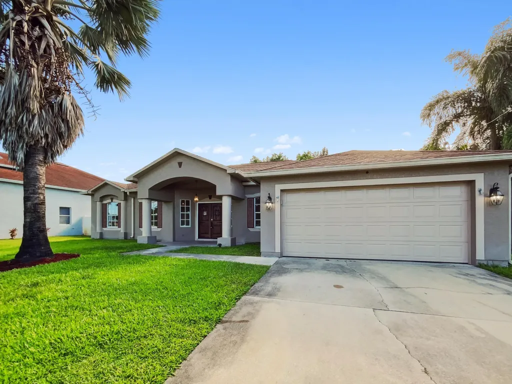 2081 SW Burlington Street Port St Lucie FL 34984