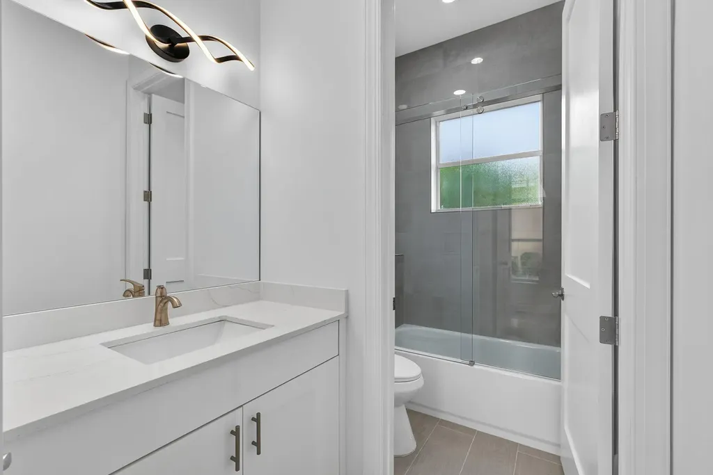 8873 Via Brilliante Wellington FL 33411