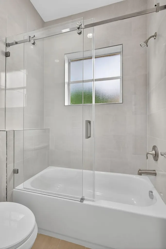 8873 Via Brilliante Wellington FL 33411