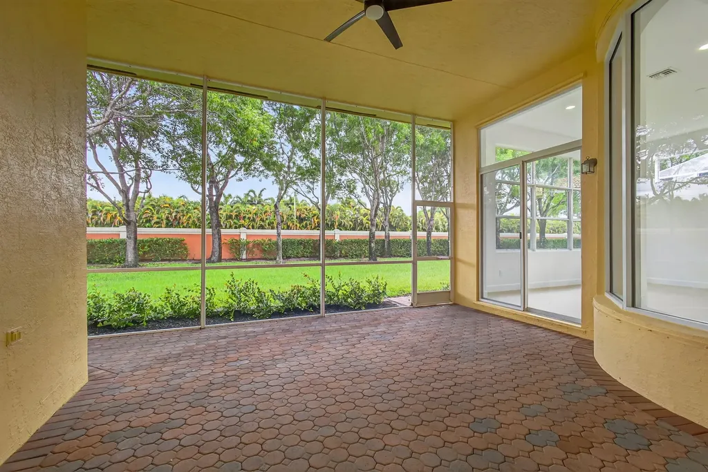 8873 Via Brilliante Wellington FL 33411