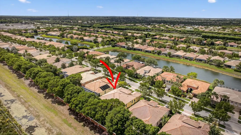 8873 Via Brilliante Wellington FL 33411