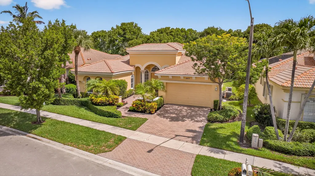 8873 Via Brilliante Wellington FL 33411
