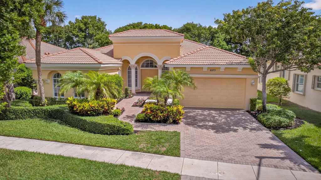 8873 Via Brilliante Wellington FL 33411
